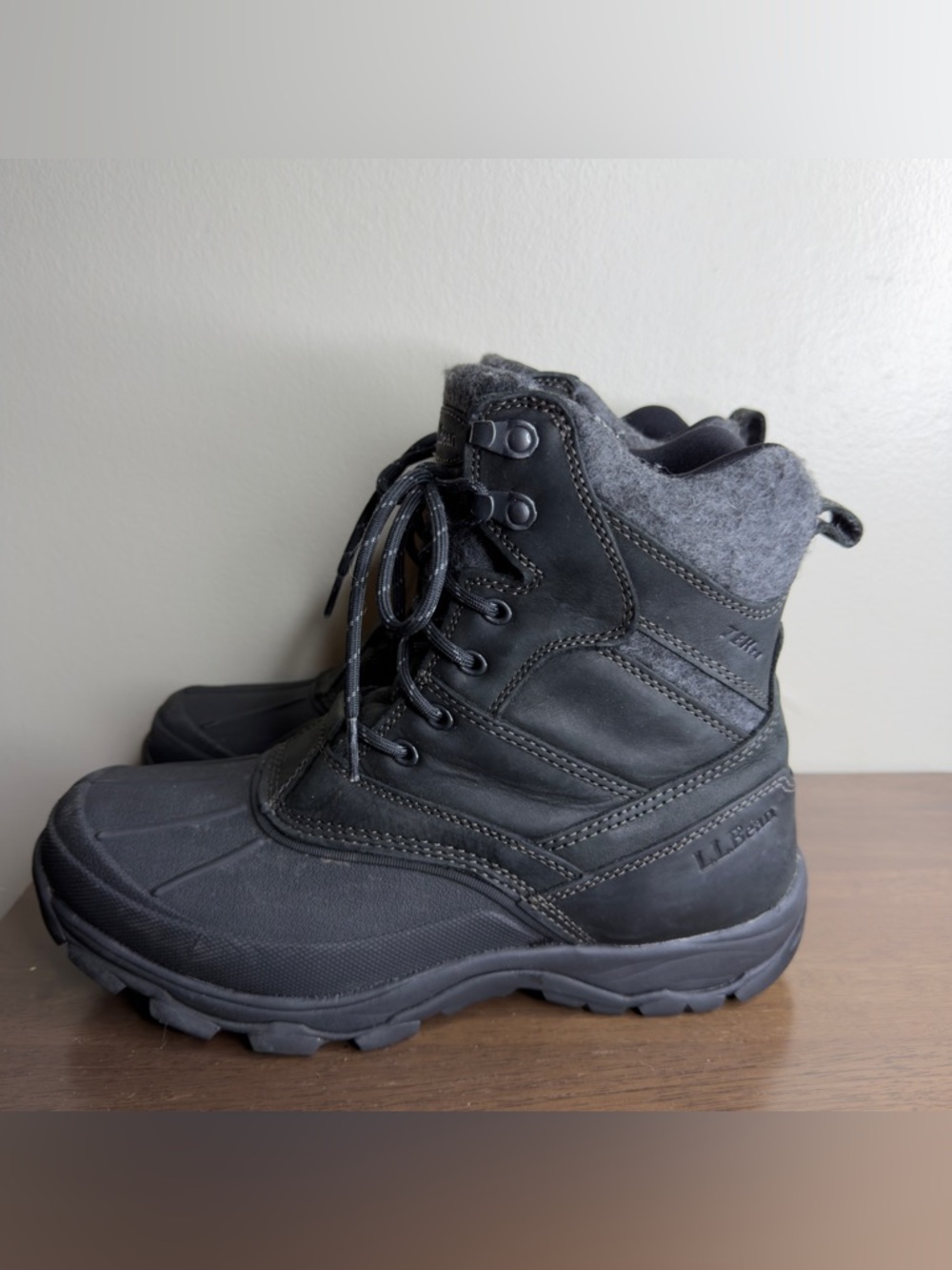 L.L. Bean Black Storm Chaser Waterproof Leather Winter Boots Sz 9 Mens